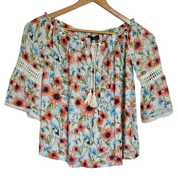 NWT Lil Bees Bohemian Daisy Print Off the Shoulder Bell Sleeve Peasant Top - S - Picture 1 of 9